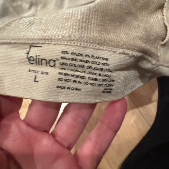 Felina Black and Tan Bras - Picture 2 of 6